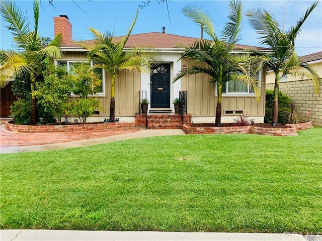 Property Photo:  3658 Lomina Avenue  CA 90808 