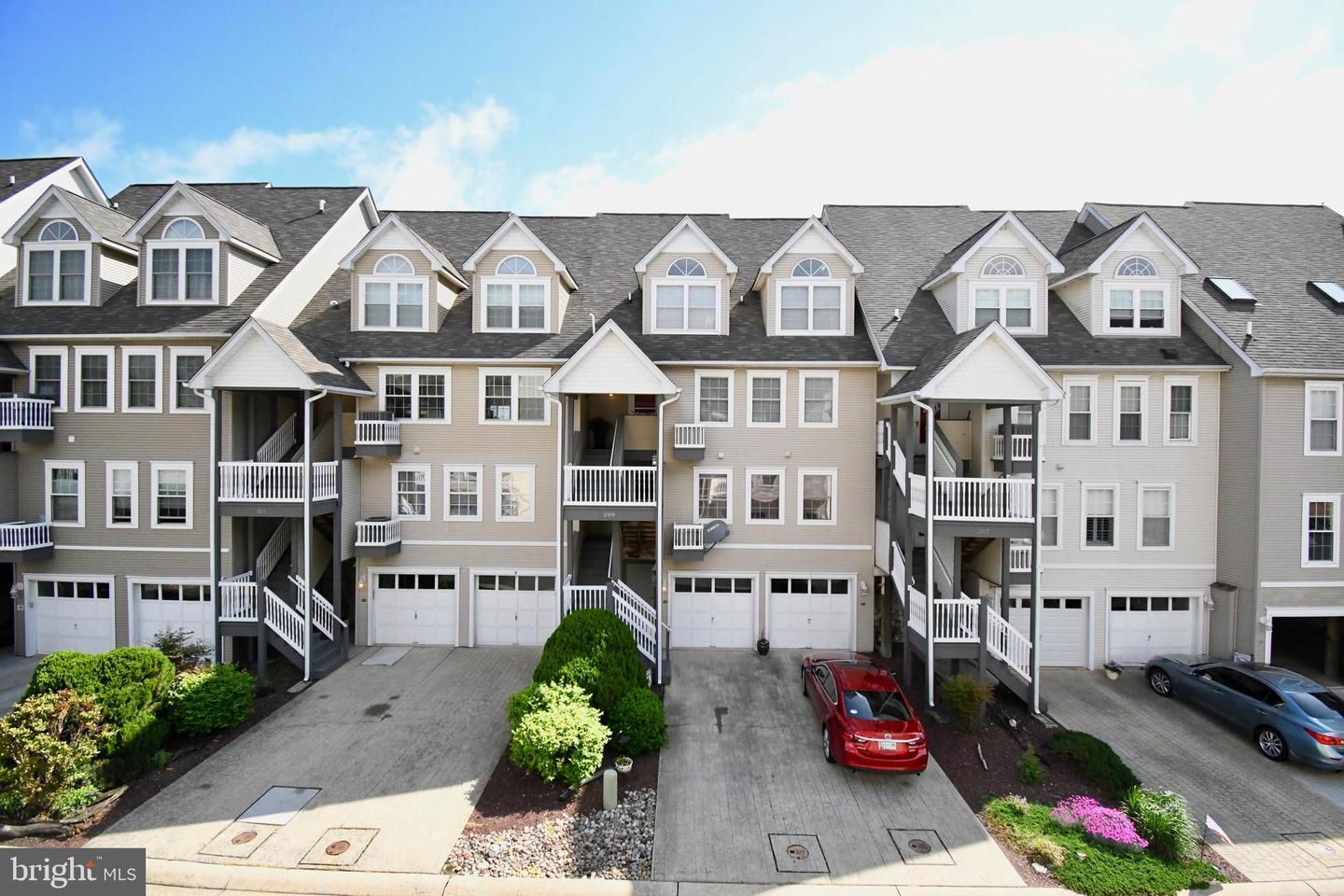 Property Photo: 209 Seneca Way B 32 MD 21078