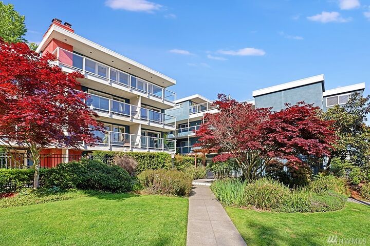 1730 Taylor Ave N 305  Seattle WA 98109 photo