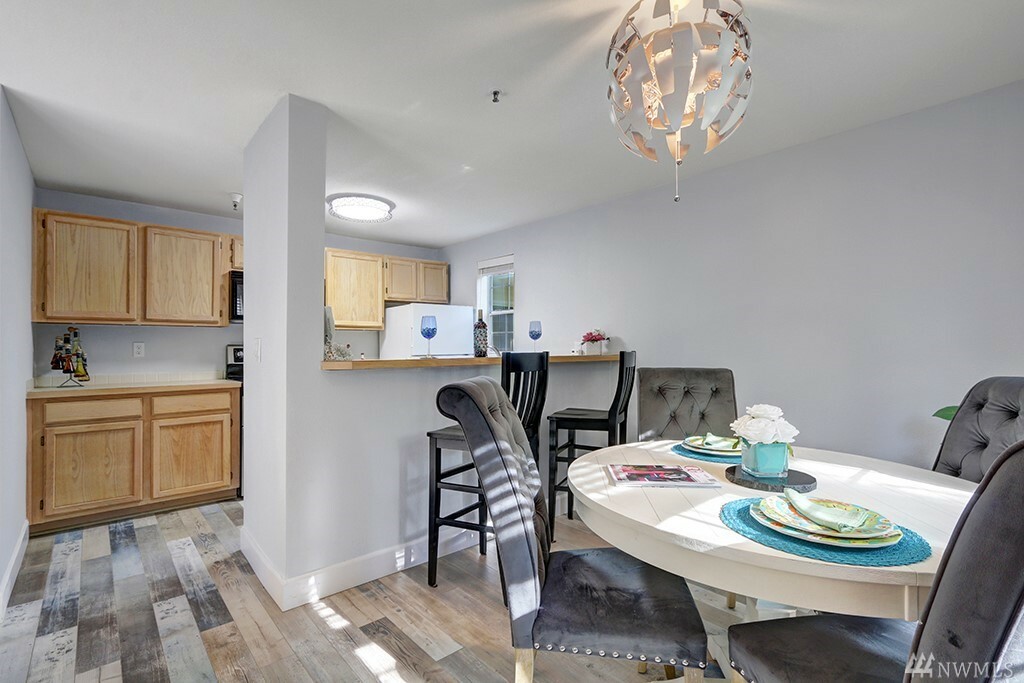 Property Photo: 580 Front St S A-102 WA 98027