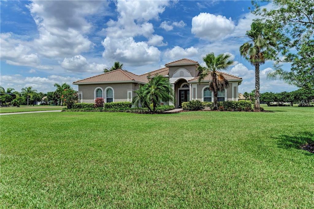 Property Photo:  412 Country Meadows Way  FL 34212 