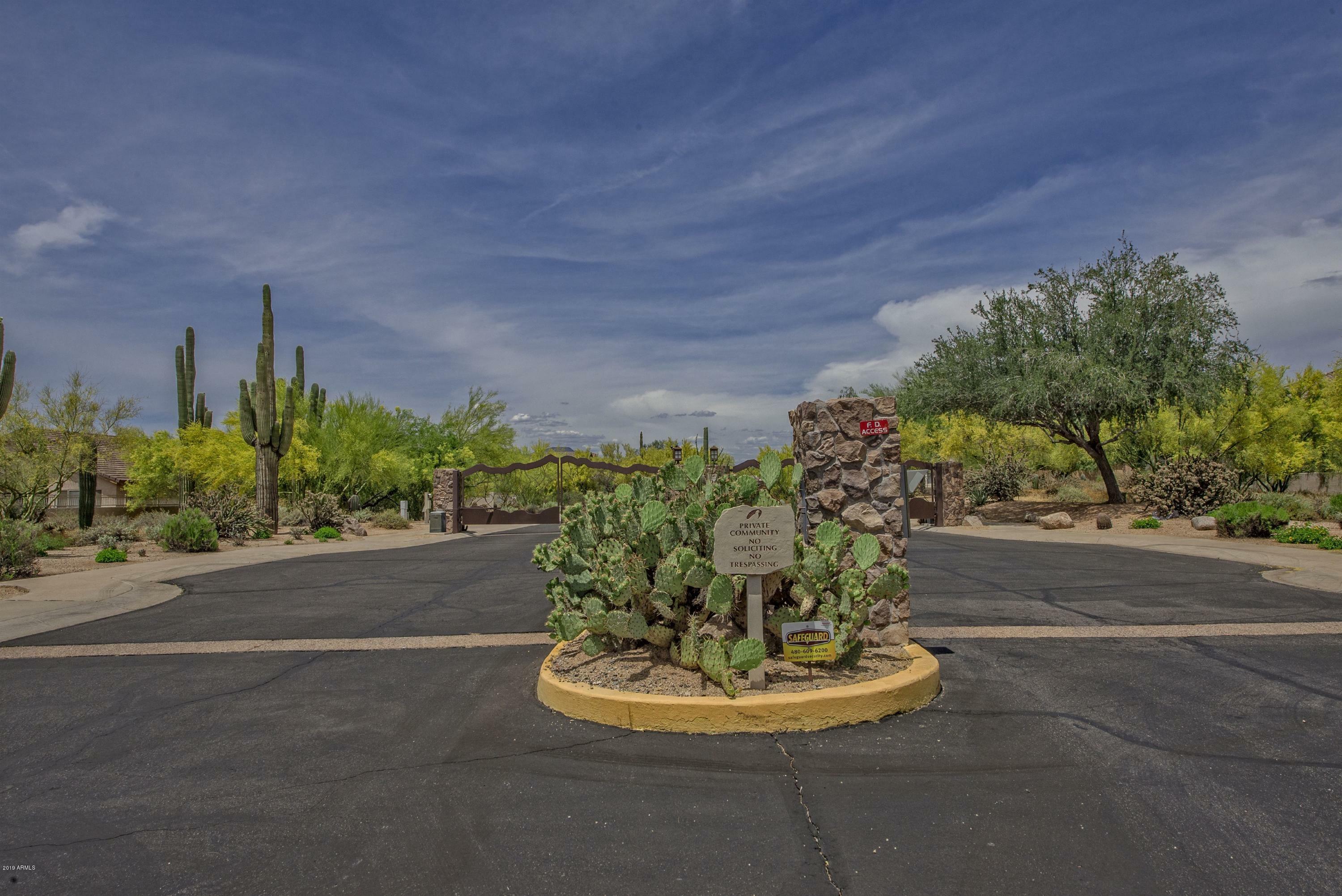 Property Photo:  4659 E Laredo Lane  AZ 85331 