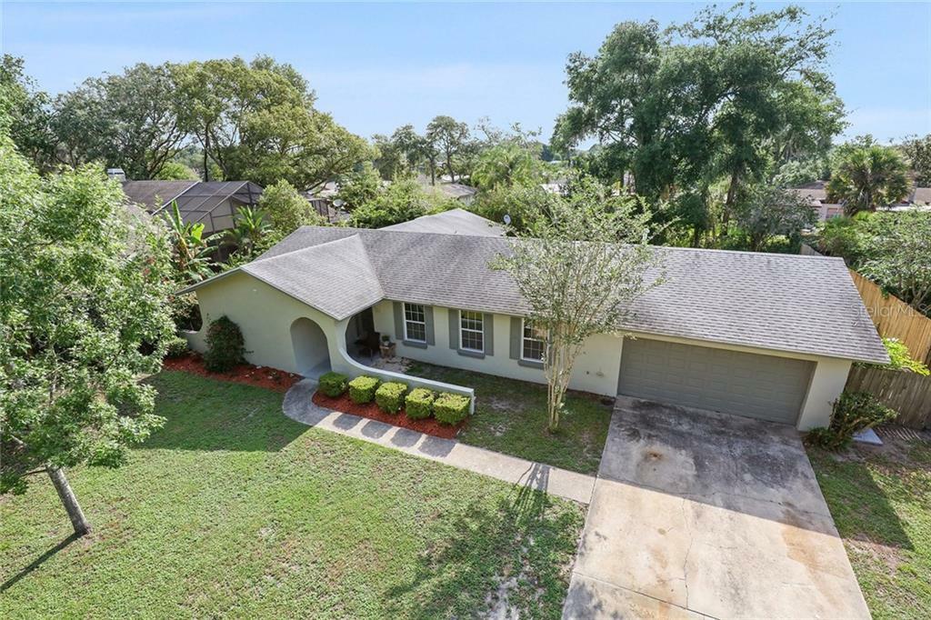 Property Photo: 120 Heather Hill FL 32750