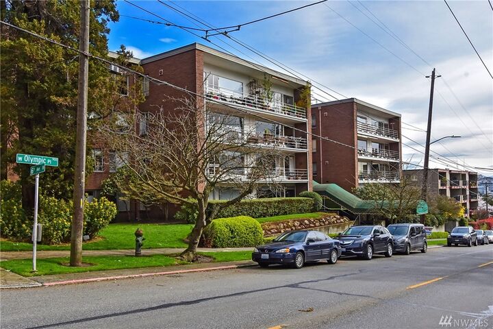 530 W Olympic Place 410  Seattle WA 98119 photo