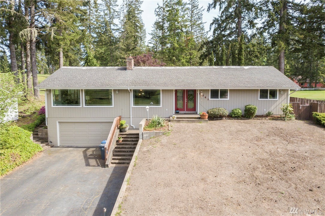 341 E Country Club Dr  Allyn WA 98524 photo