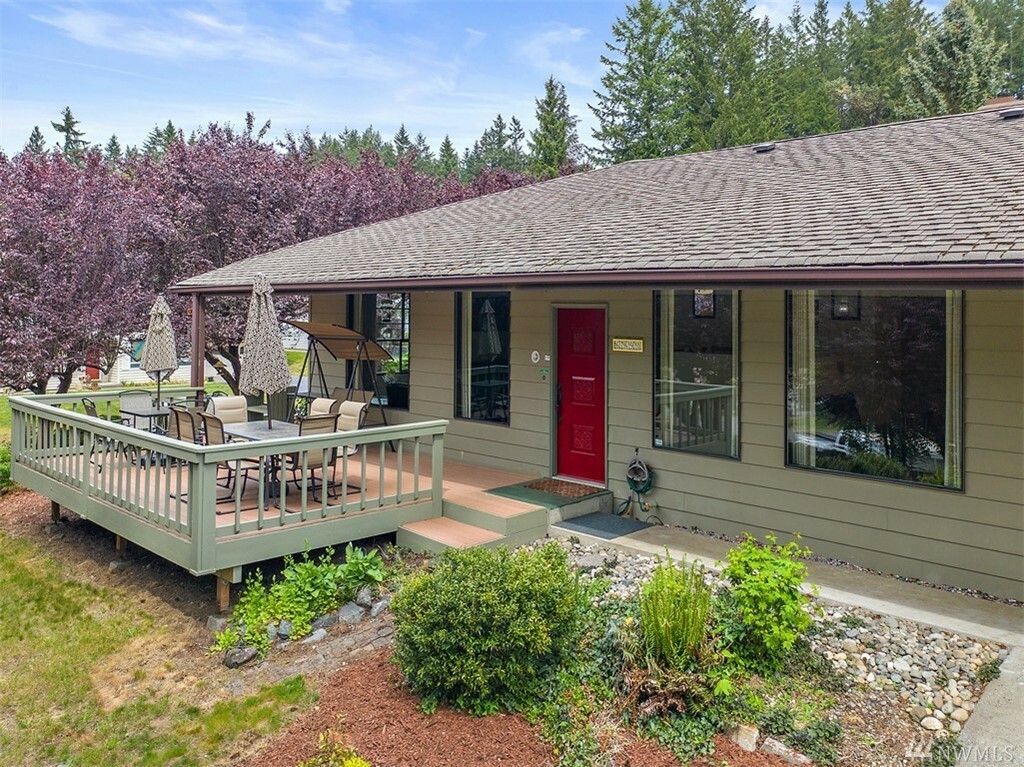 Property Photo:  6990 Bentley Cir NE  WA 98311 