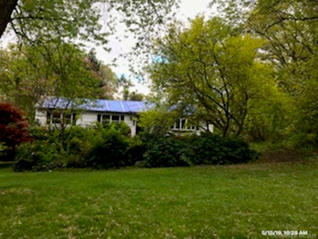 Property Photo:  674 South Greenbrier Drive  CT 06477 