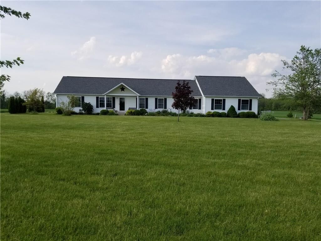 Property Photo: 556 West 261st Street IN 46069