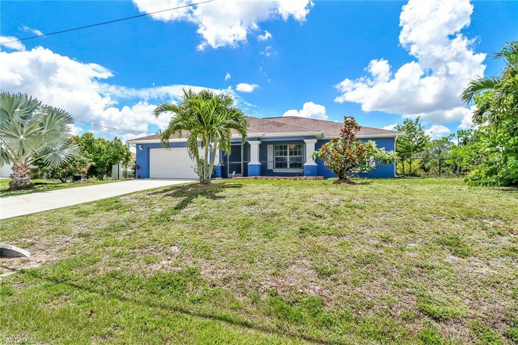 Property Photo:  2400 Concord Ave  FL 33971 