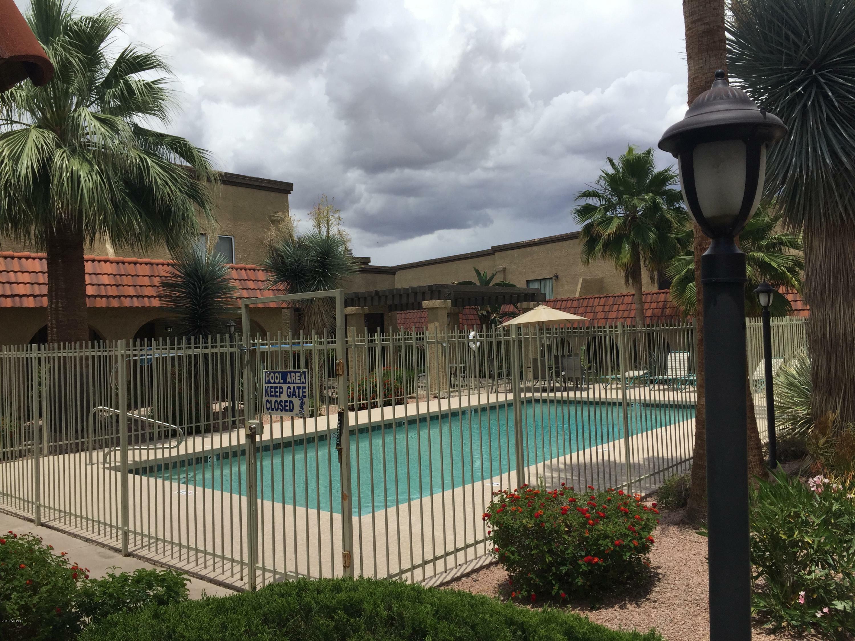 Property Photo: 16336 E Palisades Boulevard 17 AZ 85268
