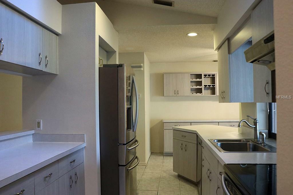 Property Photo:  231 Mark Twain Lane  FL 33947 