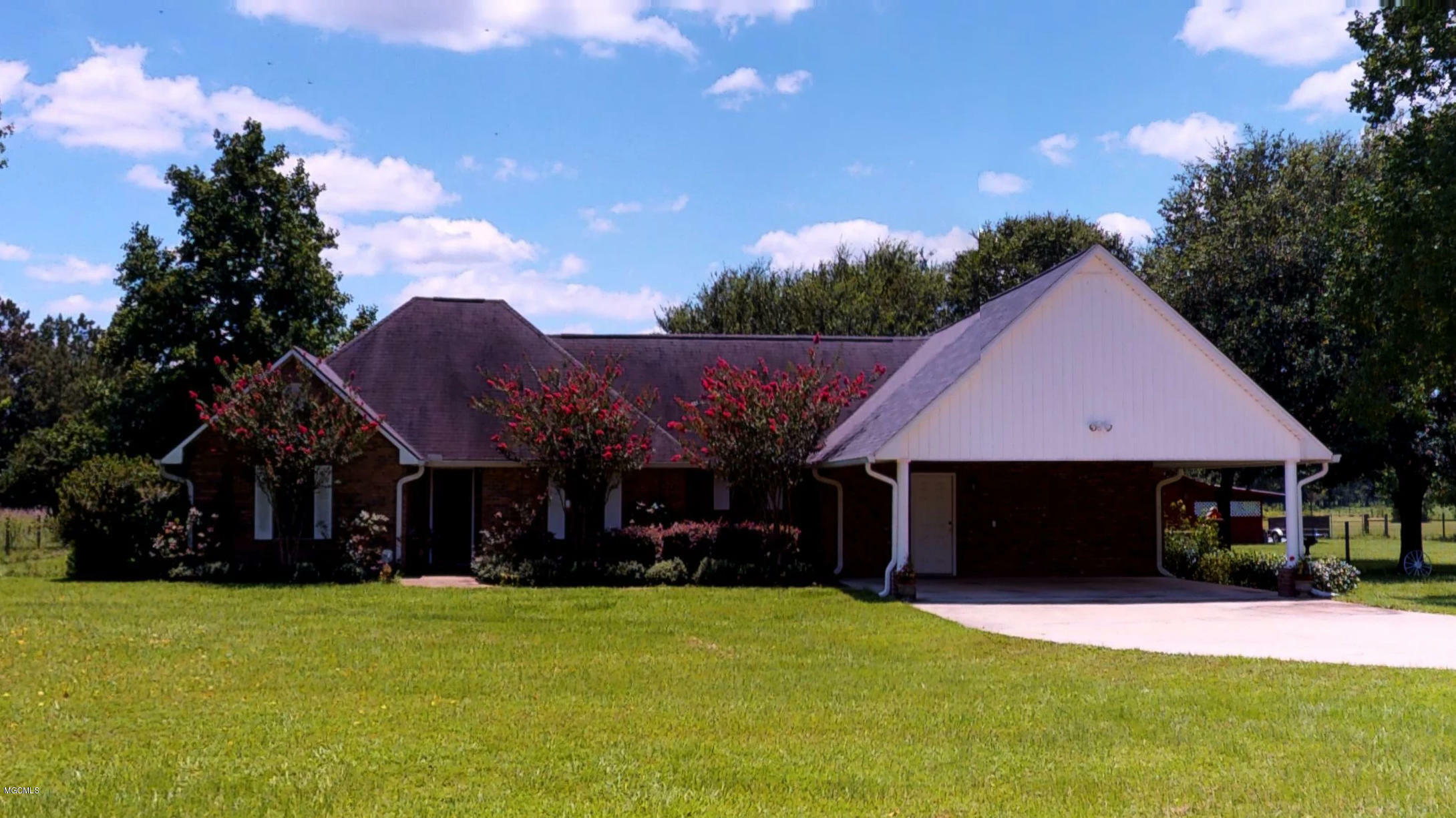 Property Photo:  287 Grady Brown Road  MS 39452 