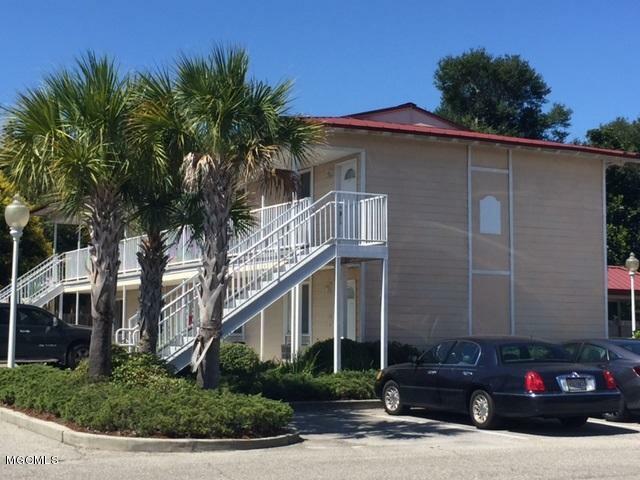 1664 Beach Boulevard  Biloxi MS 39531 photo