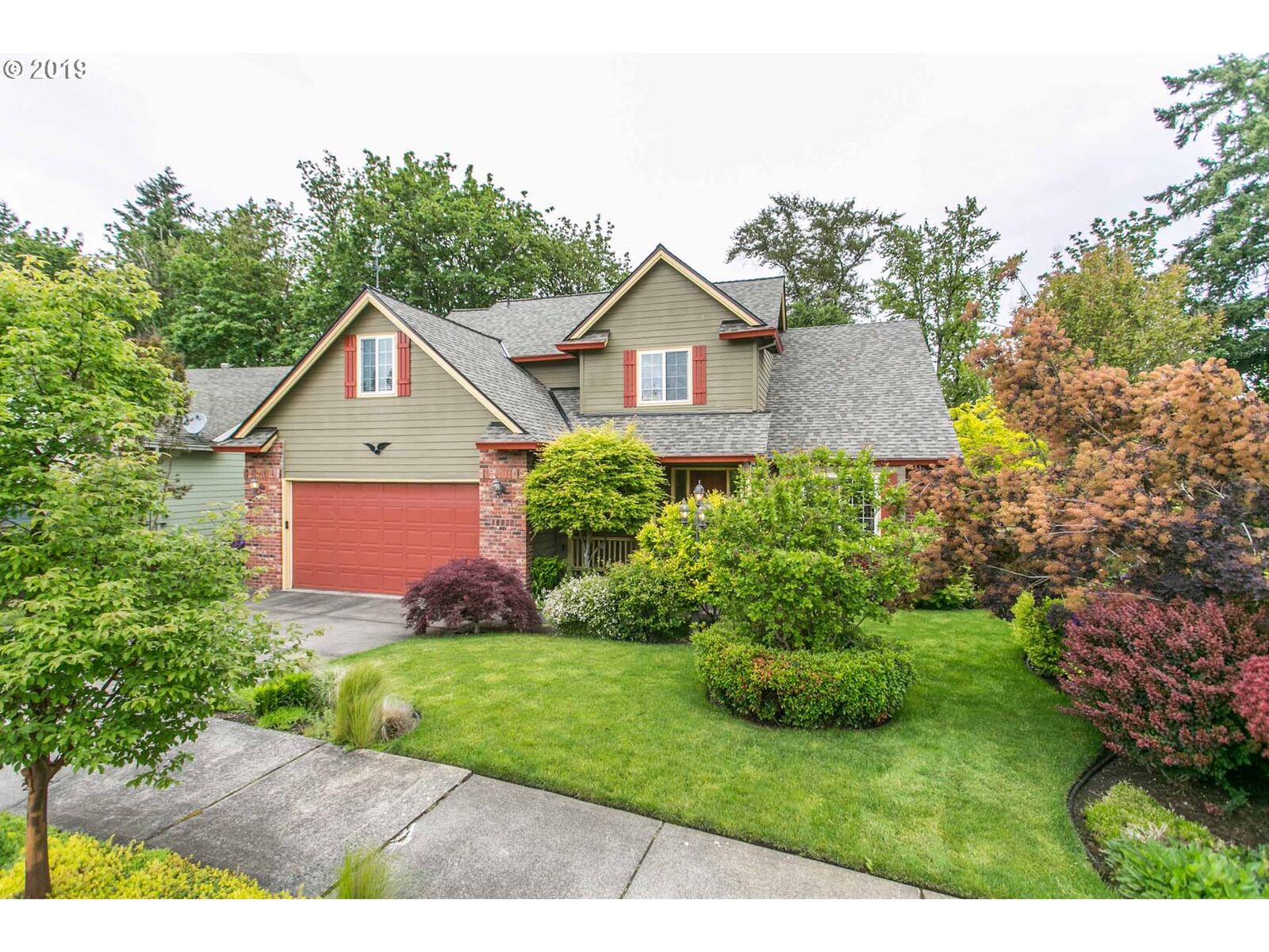 Property Photo:  18027 Chickaree Dr  OR 97045 