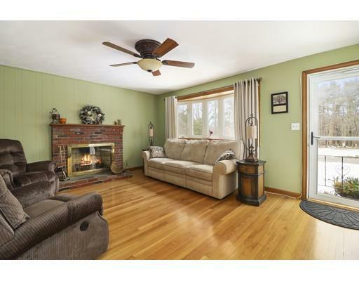 Property Photo: 124 Southworth Ct MA 02072
