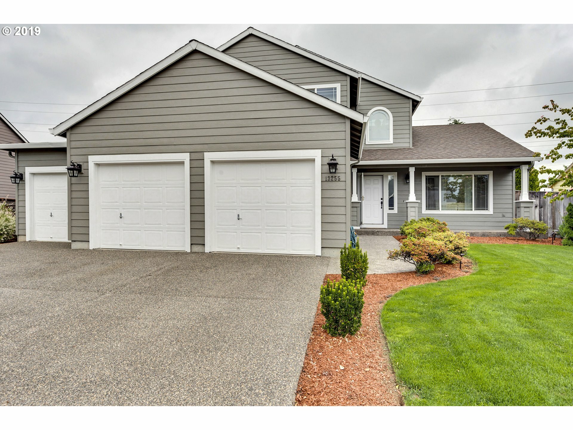 Property Photo: 13255 Andrea St OR 97045