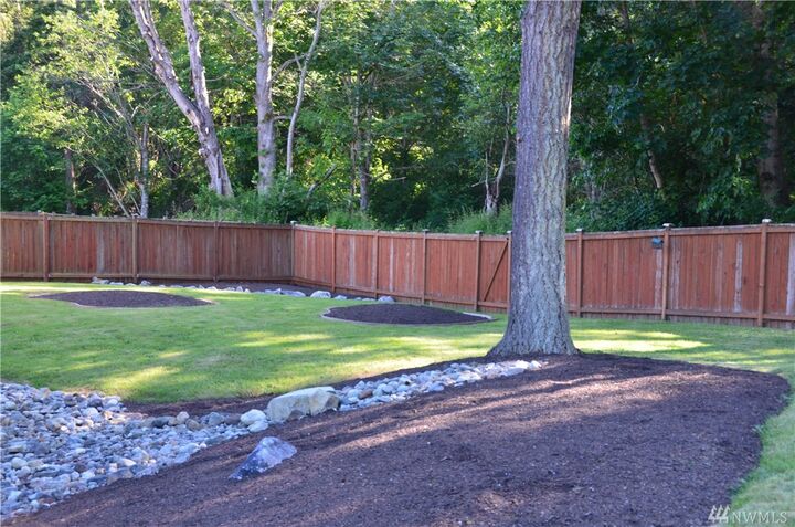 Property Photo: 1928 Bartl Dr WA 98282