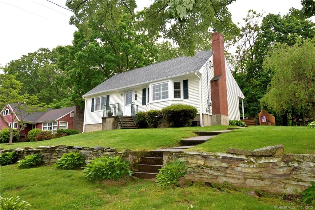 Property Photo:  45 Bunnyview Drive  CT 06614 