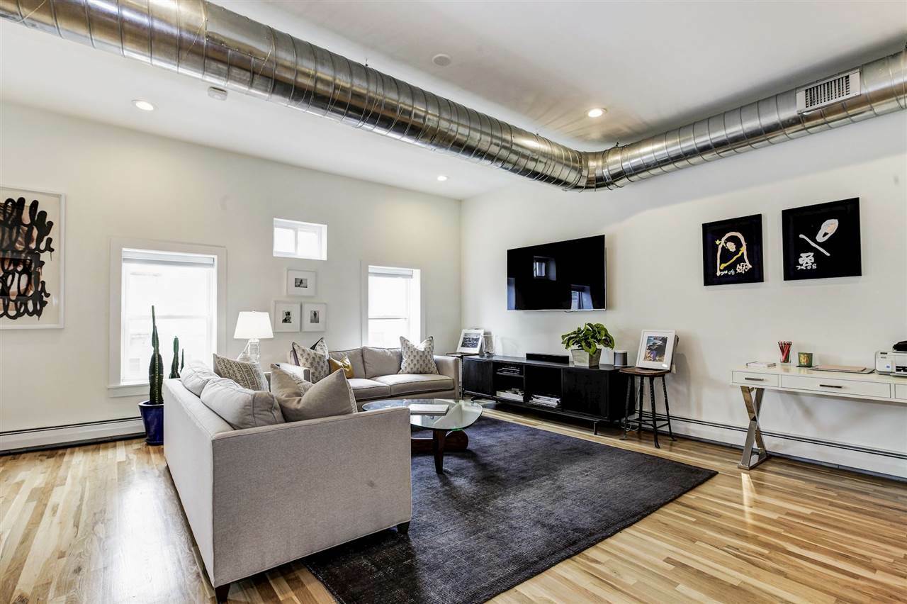 Property Photo: 325 5th St 3 NJ 07302