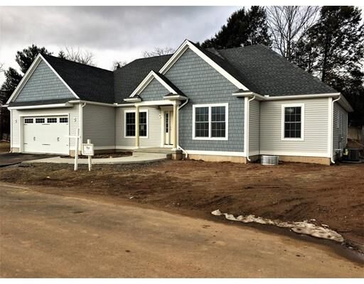 Property Photo:  23 Oaks Farm Ln. 23  MA 01095 