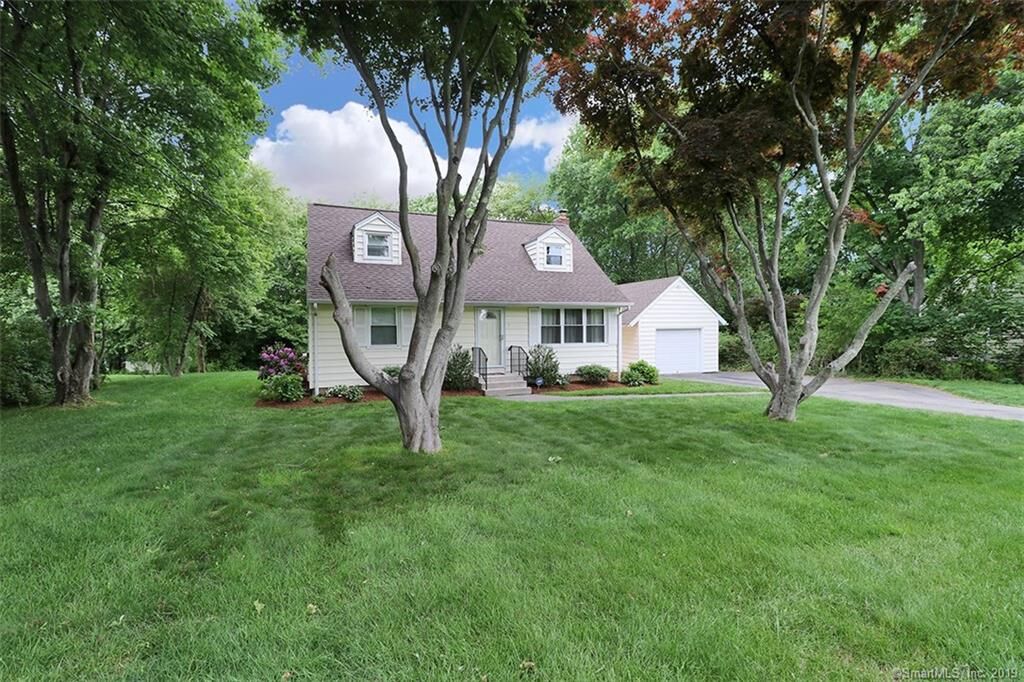 Property Photo:  7 Ruth Street  CT 06611 