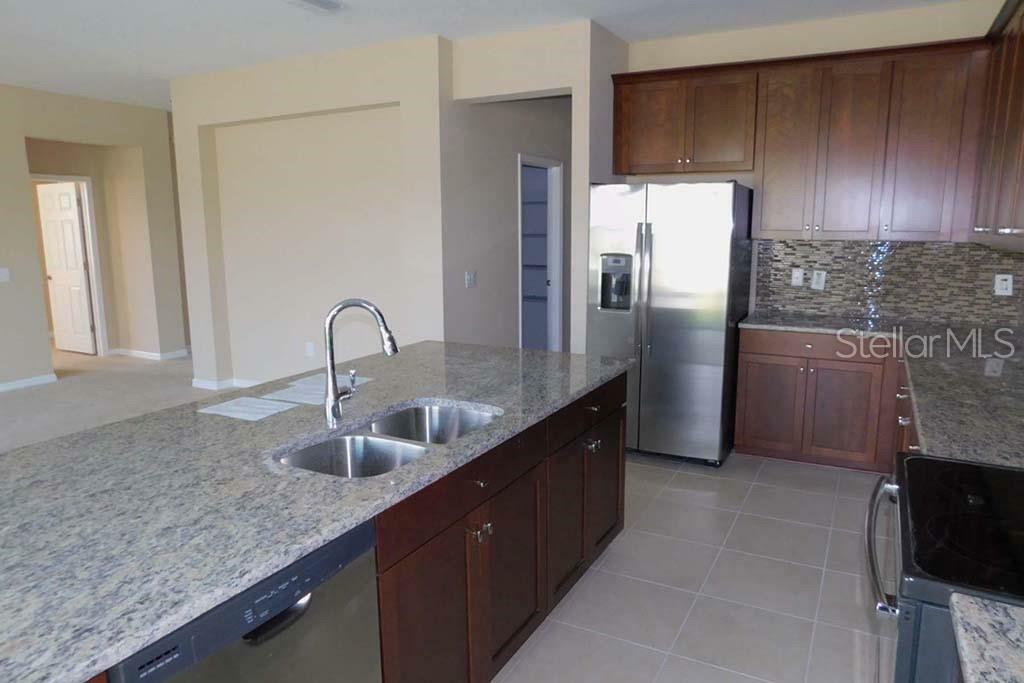 Property Photo:  18831 Diego Circle 1902  FL 34610 