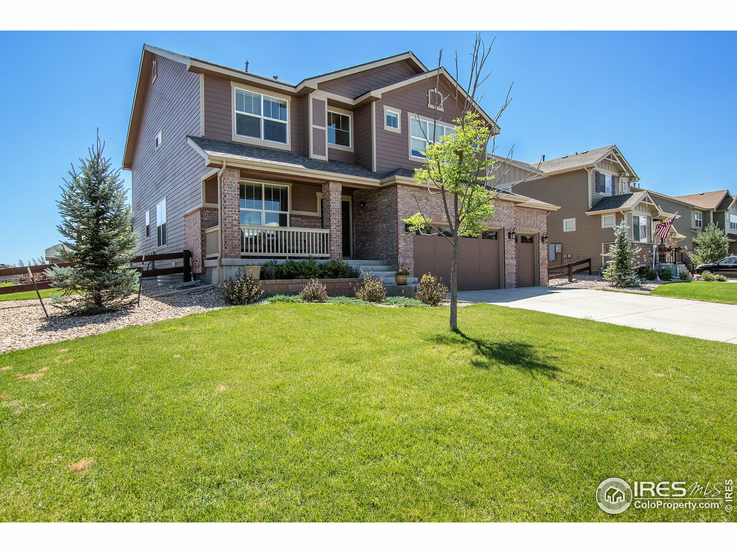 Property Photo: 1868 E Seadrift Dr CO 80550
