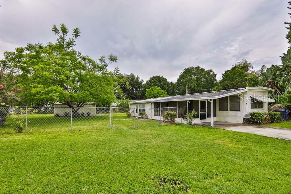 Property Photo:  506 Domino Drive N  FL 33570 