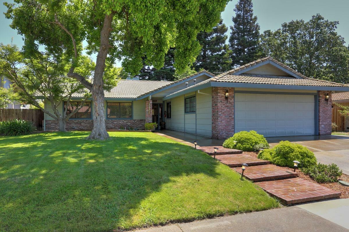 Property Photo:  3032 Paragon Way  CA 95608 