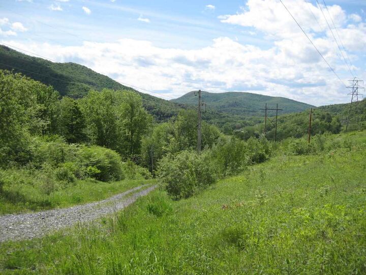 Property Photo:  695 Mountain View Drive  VT 05676 