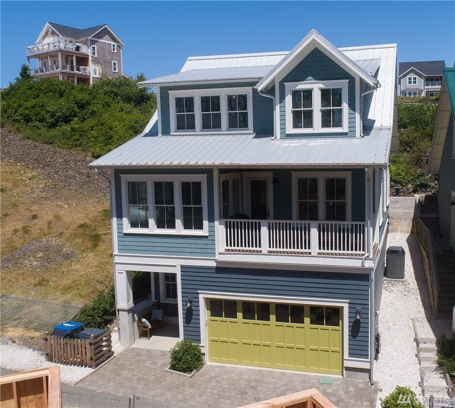 Property Photo:  49 Seaside Lane  WA 98571 