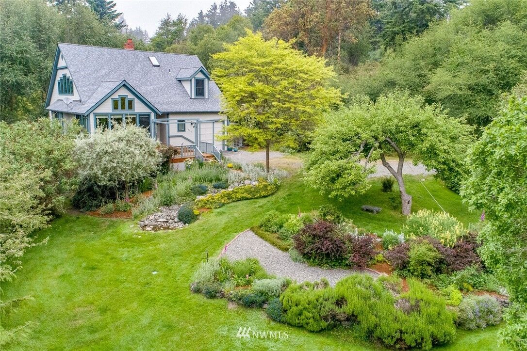 Property Photo:  940 P Street  WA 98368 