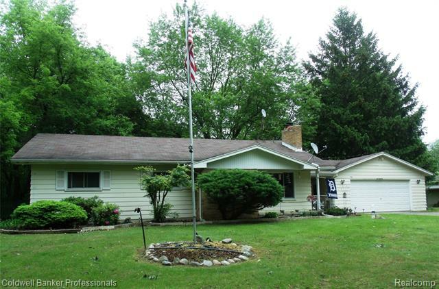 Property Photo:  750 N Fairgrounds Road  MI 48444 