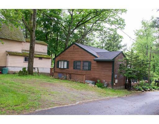 Property Photo: 4 Oak Ave MA 01982