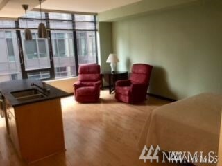 Property Photo:  2716 Elliott Ave 904  WA 98121 