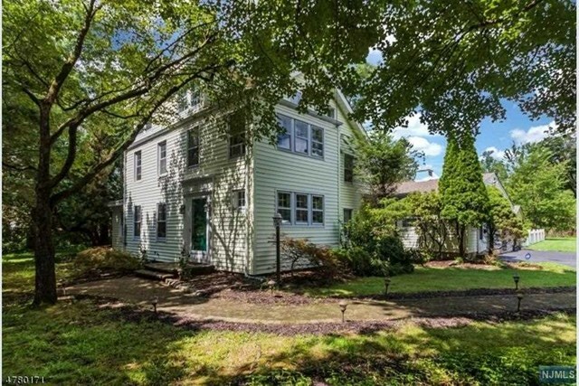 Property Photo:  77 Springfield Avenue  NJ 07922 