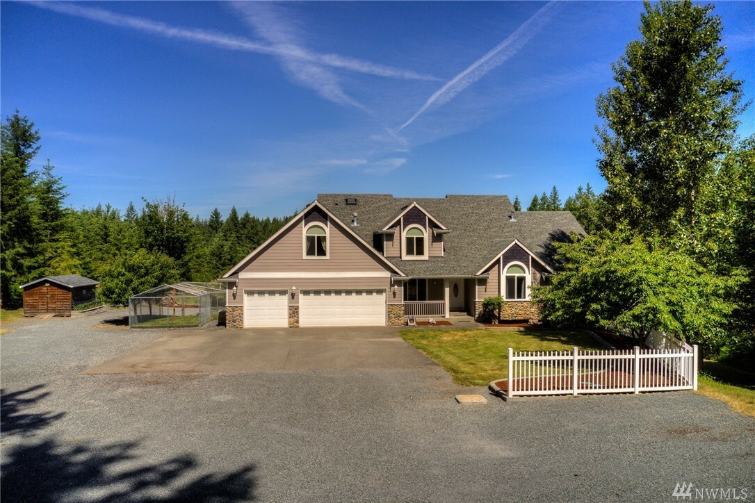 Property Photo: 37804 34th Ave E WA 98580