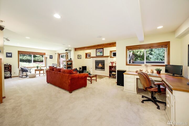 MLS#1473943: 16754 SE 45th St, Bellevue, WA 98006