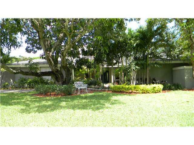 Property Photo: 15825 SW 82 Ct FL 33157