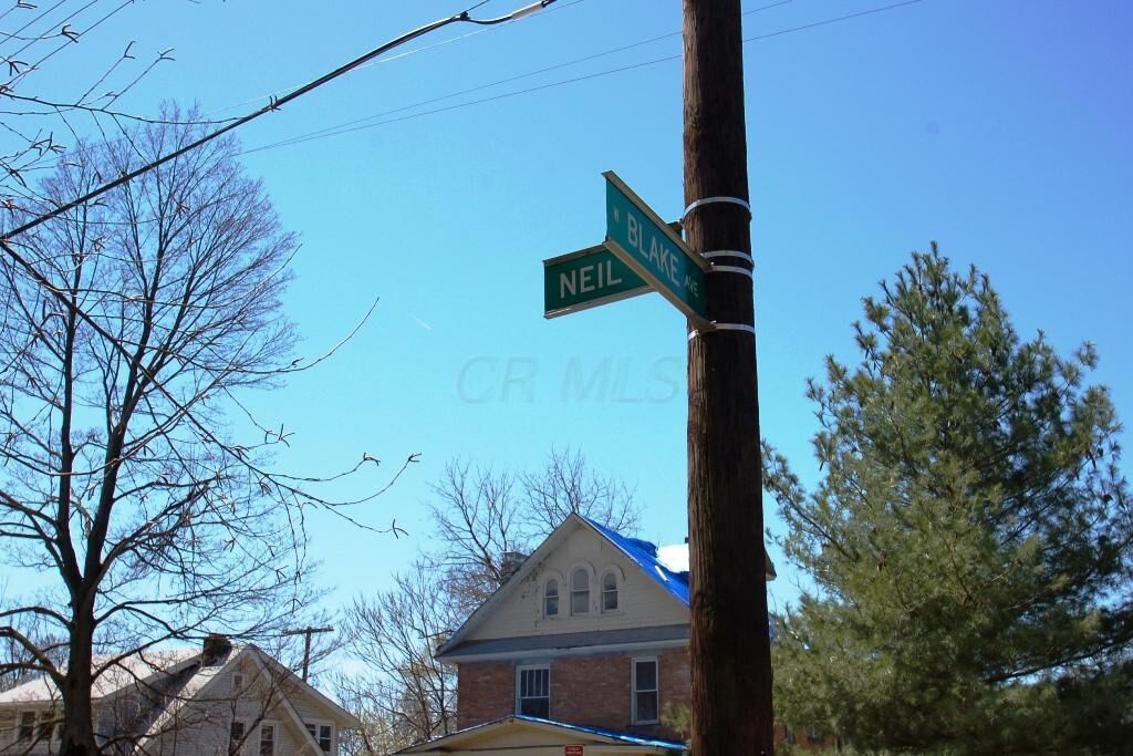 Property Photo:  91 W Blake Avenue  OH 43202 