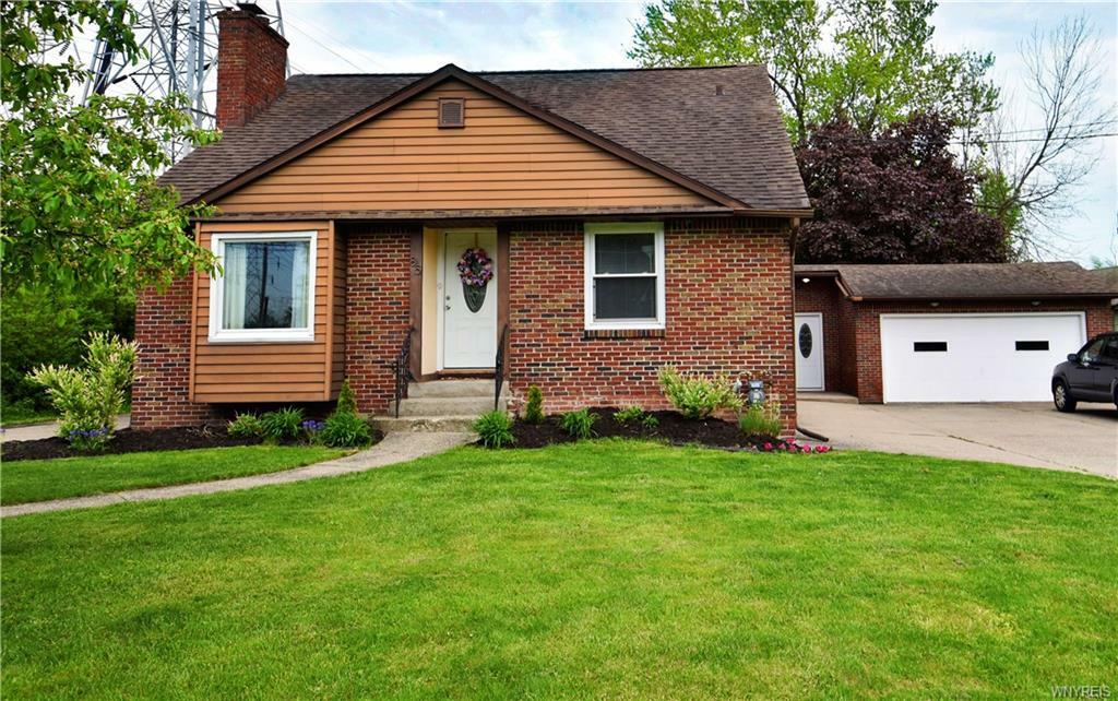 Property Photo:  85 Beryl Drive  NY 14225 