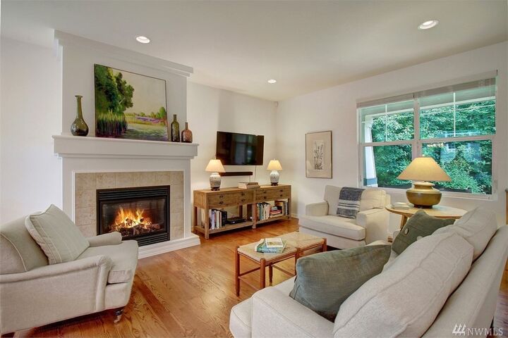 Property Photo: 24436 NE Vine Maple Way WA 98053