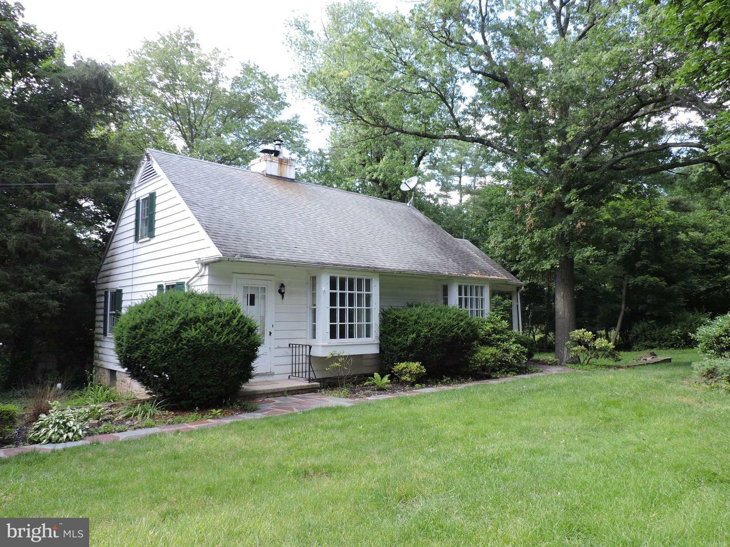 Property Photo:  3031 Germantown Pike B  PA 19403 