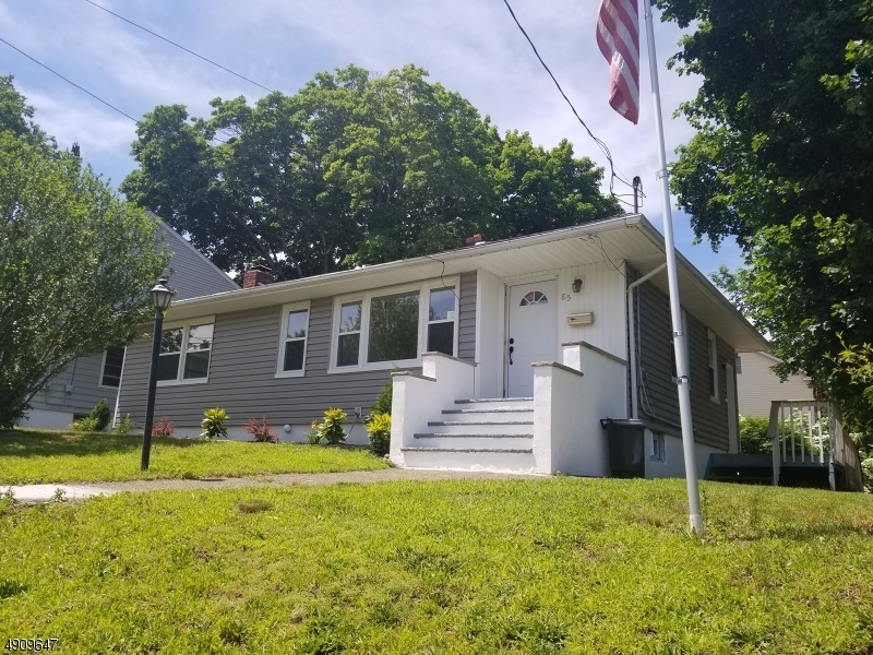 Property Photo:  85 Maple Ave  NJ 07866 