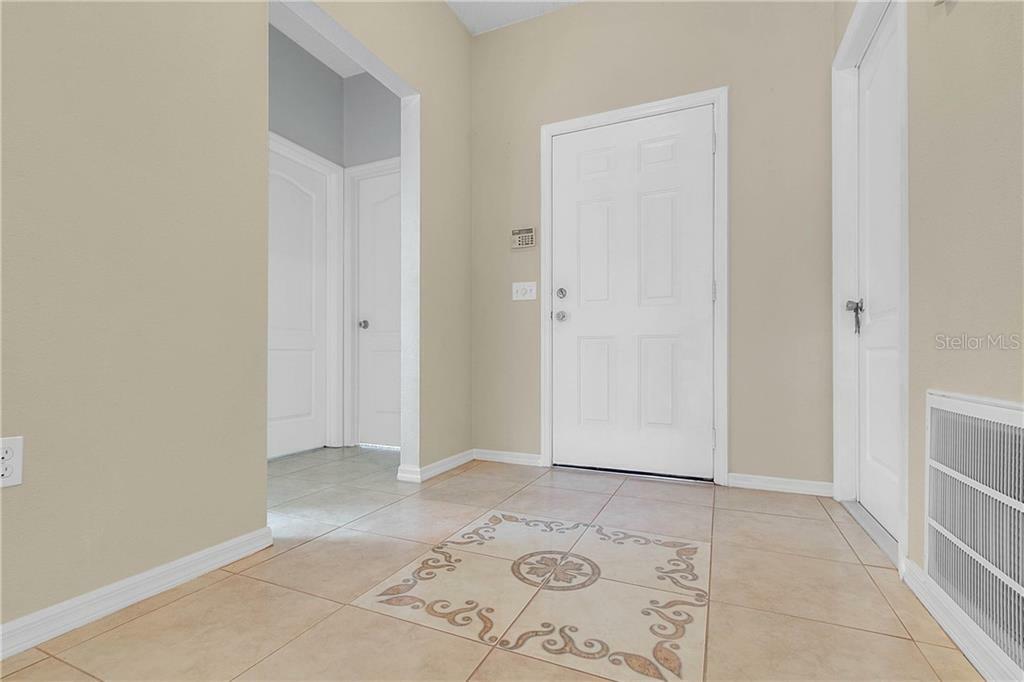 Property Photo:  16036 Green Cove Boulevard  FL 34714 