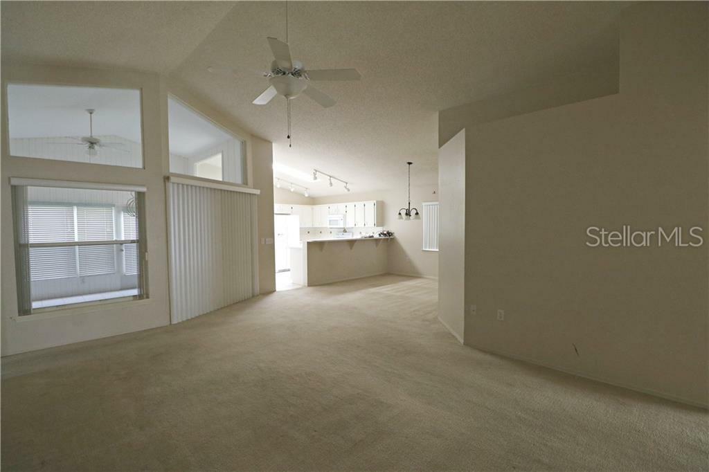 Property Photo:  318 Montego Court SE  FL 33884 