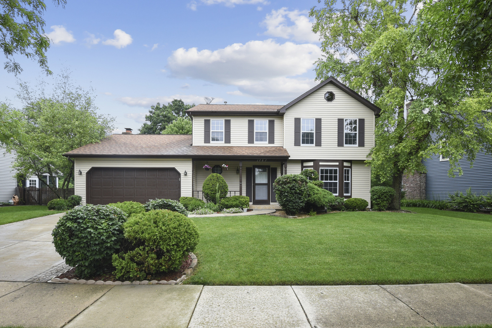 Property Photo: 1787 Brookdale Road IL 60563