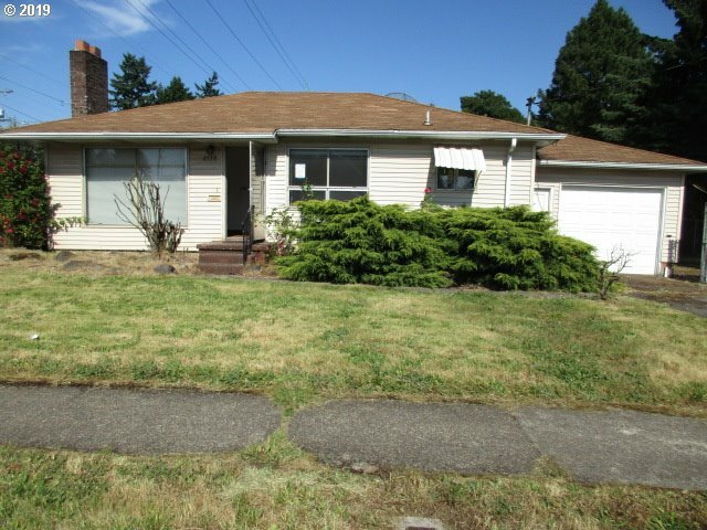Property Photo:  4510 SE 99th Ave  OR 97266 