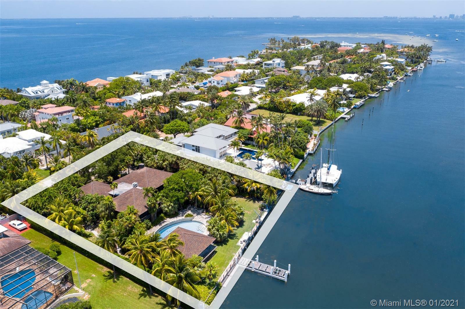 Property Photo: 511 N Mashta Dr FL 33149