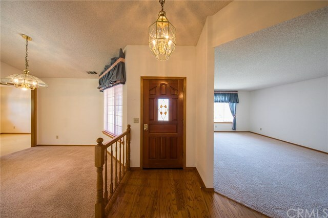 Property Photo:  1489 Ivory Drive  CA 93455 